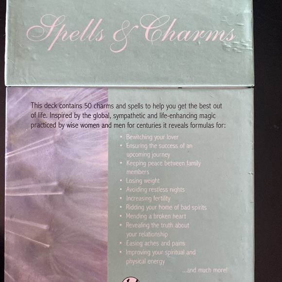 Spells & Charms Card Deck by Nicola de Pulford - Picture 9 of 9